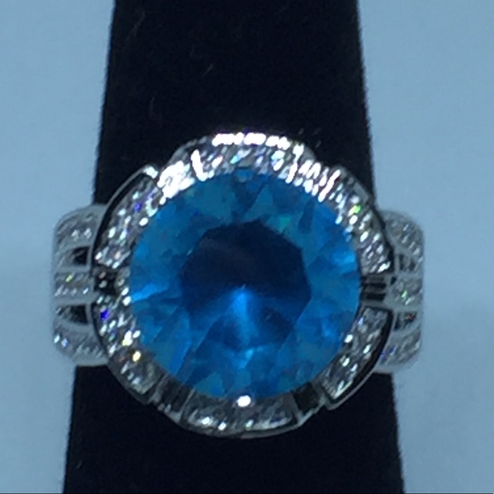 Ladies Light Blue Stone Set In Silver Ring